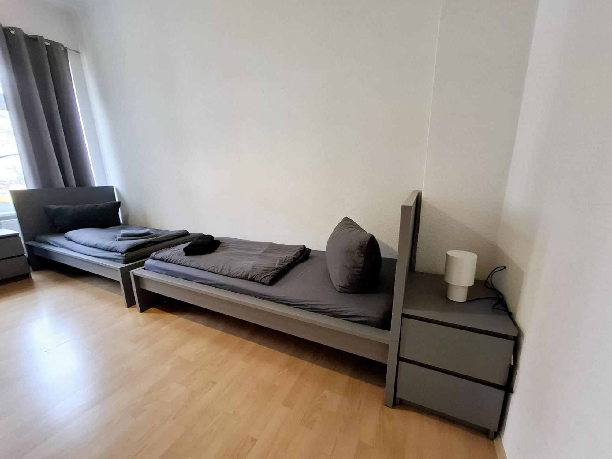 Altbauwohnung Direkt An Der Karli Mit Balkon - Netflix Inklusive Leipzig Buitenkant foto